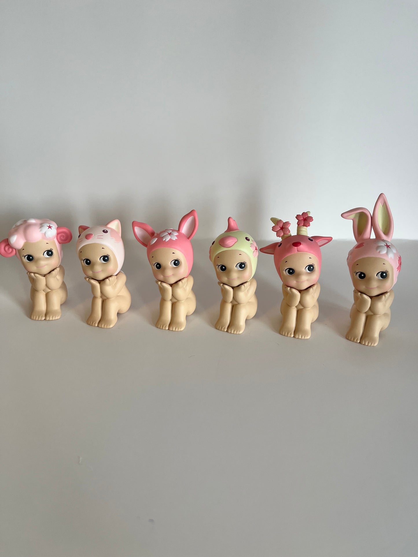 Sonny Angel Cherry Blossom Hanami Series Keychain - Limited Edition